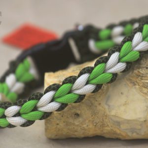 collier en paracorde pour petit chien
