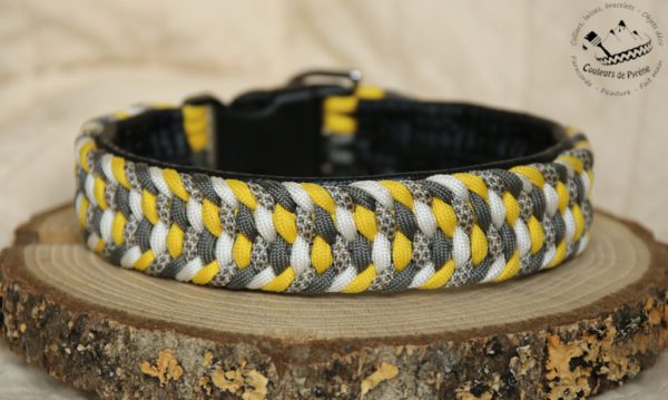 collier en paracorde avec rembourrage