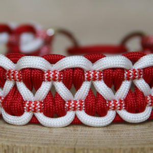 collier souple et aéré en paracorde