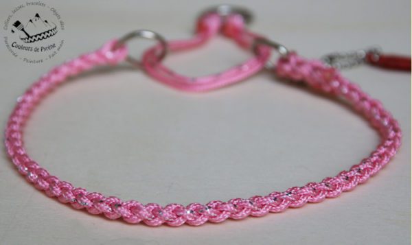 collier d'exposition en paracorde fine