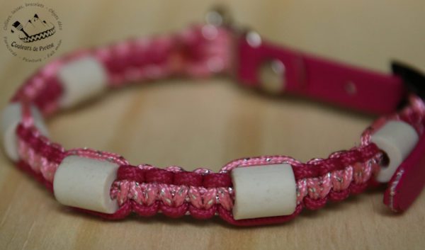 collier anti-tique perles céramiques EM